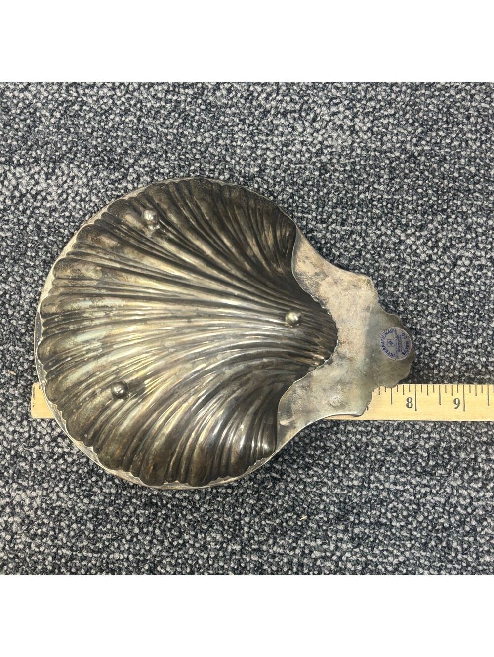 Vintage International Silver Co. Silverplated Shell Dish - Picture 6 of 8